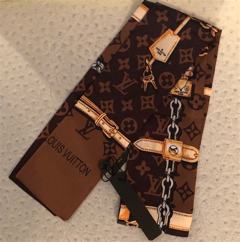 real louis vuitton scarf tag